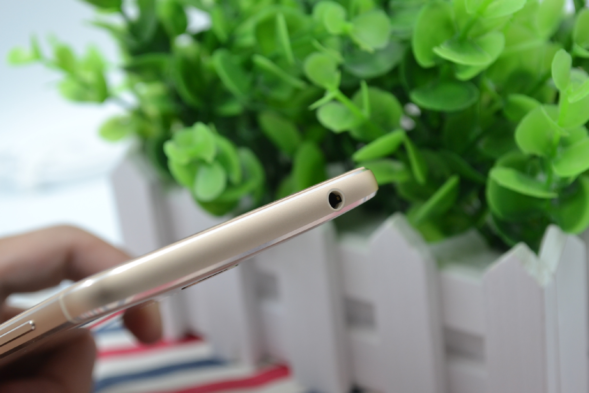 对家人的爱更多一点，九爱亲情手机HaloveH1上手测评