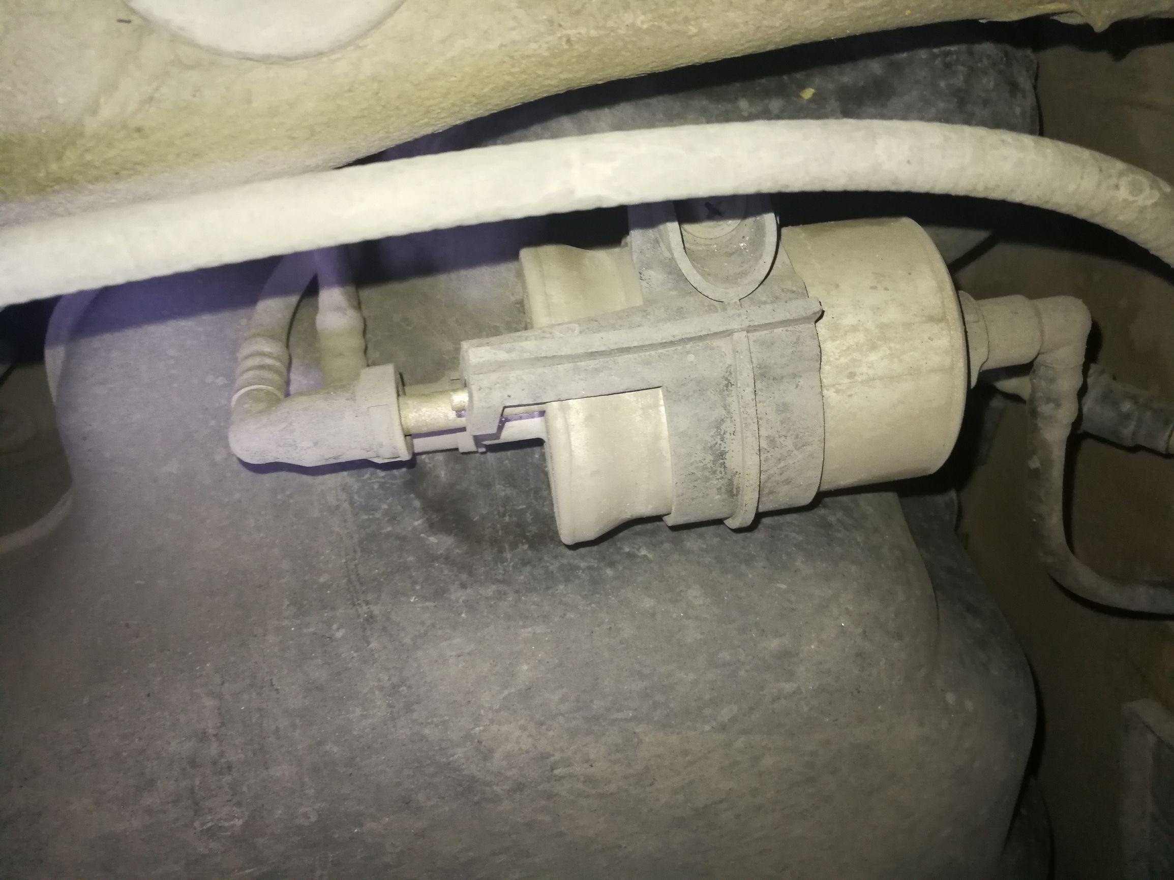 用了1万公里的空气滤芯,汽油滤清器六万公里有必要换吗