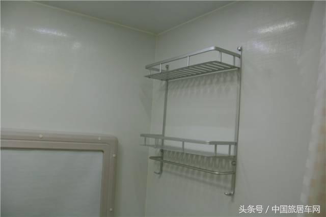 飞神双拓展自动挡c型房车蓝牌,大通房车c型房车价目表