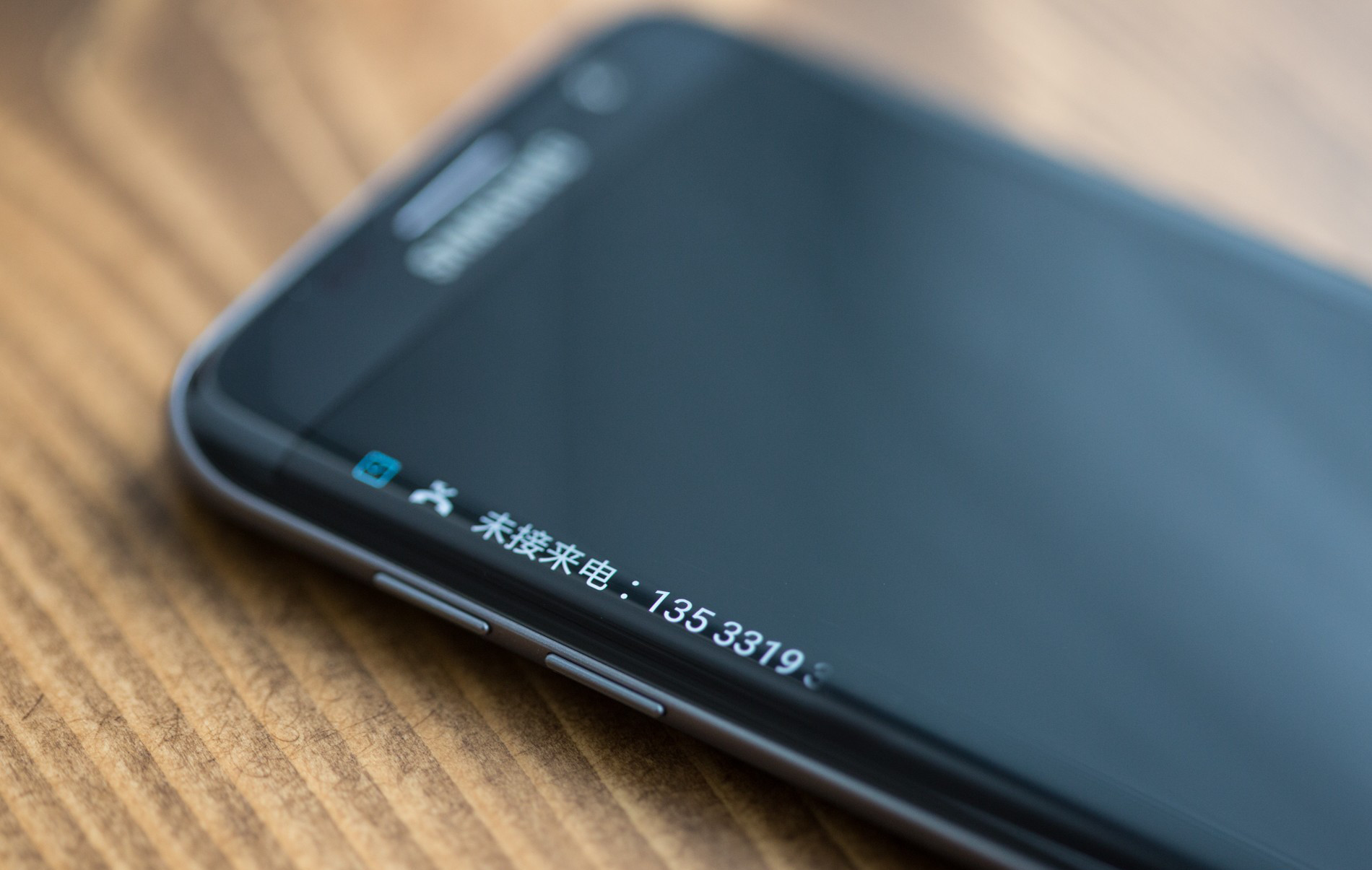 小米和三星哪个更值得买,小米和三星哪个更值得入手一些