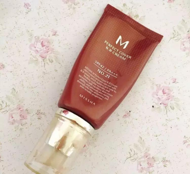 夏日粉底液遮瑕持久不脱妆不卡粉,cc霜bb霜粉底三者怎么搭配用