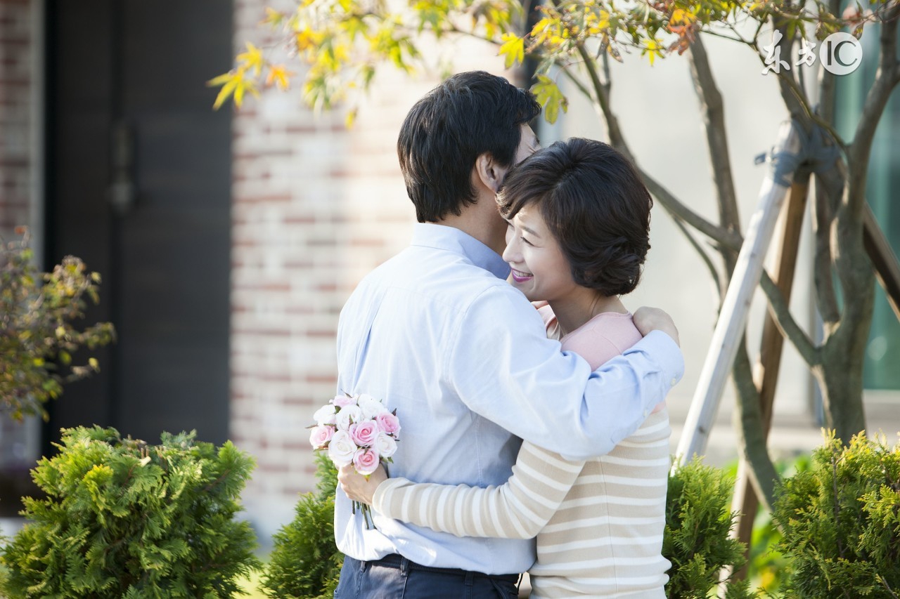 教你约会不冷场的方法,三个方法让你约会不冷场