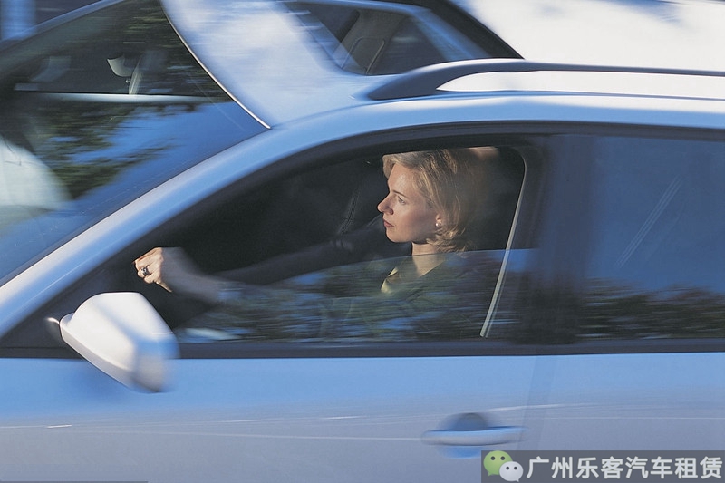 中国每年有多少人贷款,买车贷款怎么变成了以租代购