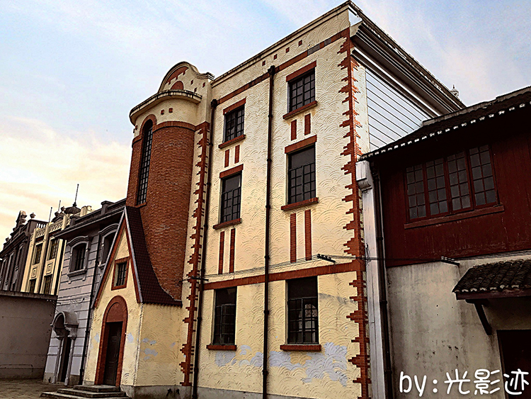 魔都车墩影视基地,车墩影视基地魔都三兄弟