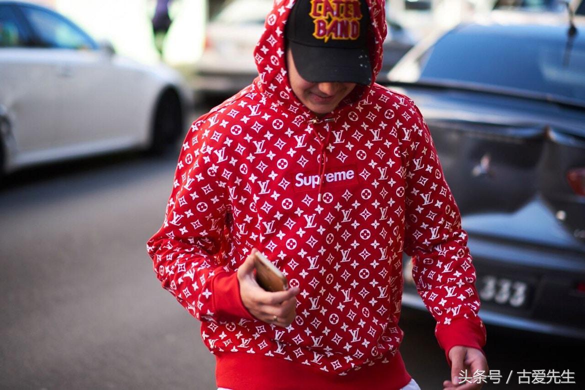 supreme x louis vuitton红色包限量多少 (supreme与lv联名黑色滑板)