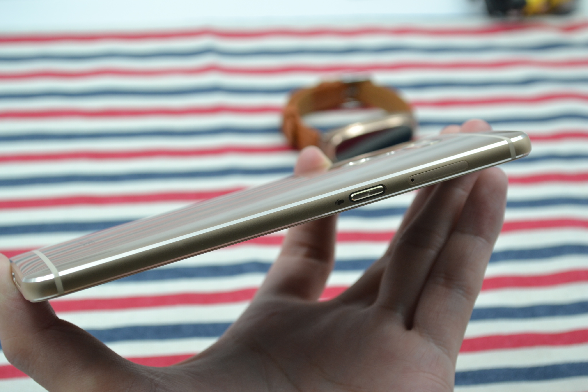 对家人的爱更多一点，九爱亲情手机HaloveH1上手测评