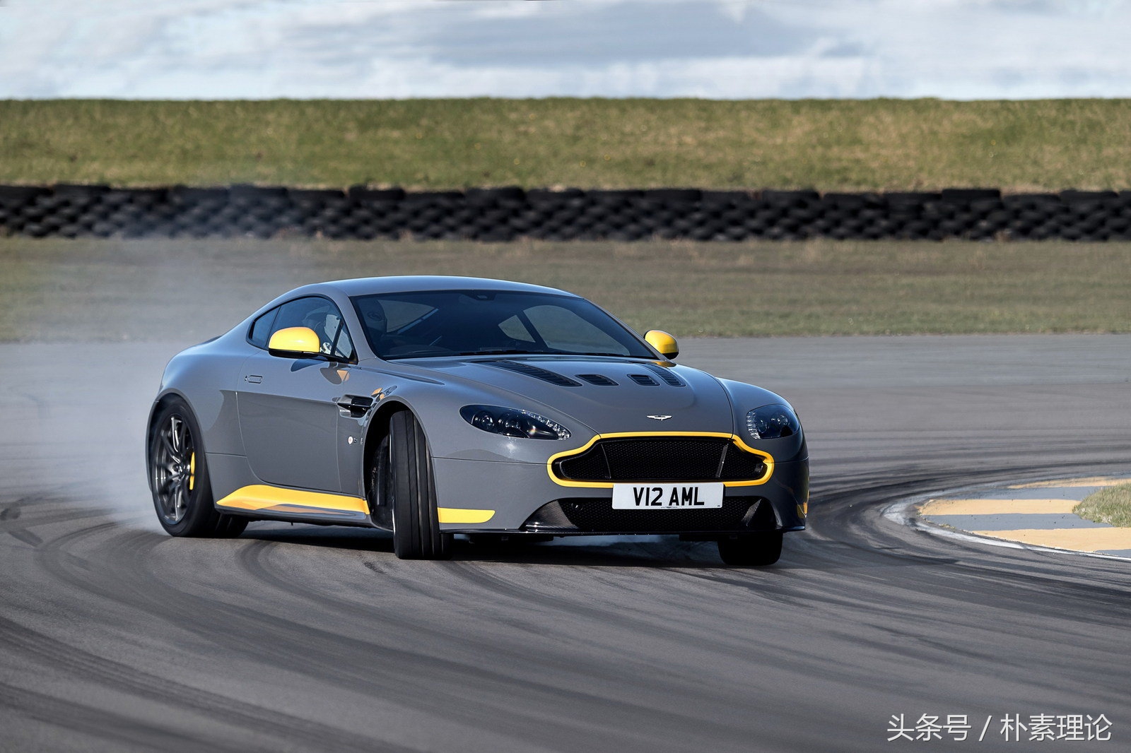 玛莎拉蒂历史上第1款4座敞篷跑车,玛莎拉蒂能否复兴超豪华跑车