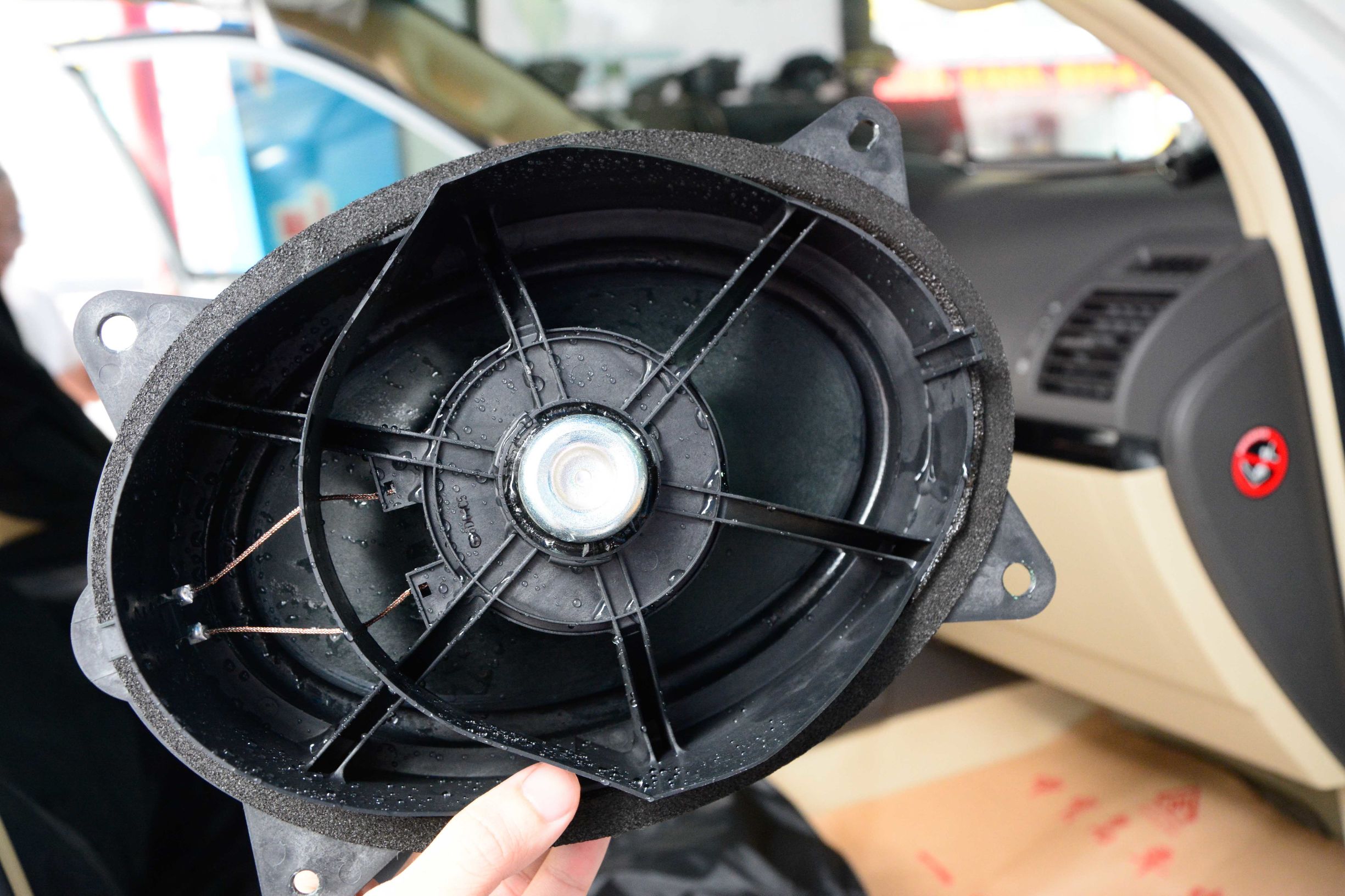 阿尔派360全景一体机普拉多,阿尔派普拉多专用音响