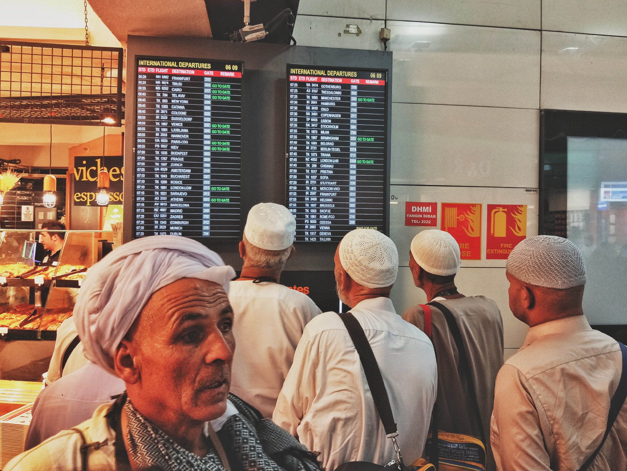 旅游风景手机怎么拍出高级感,旅游产品如何打造爆品