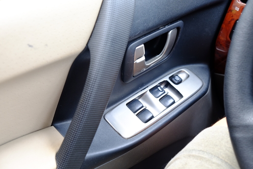 超过十年的帕杰罗老车值得入手吗,13年老款帕杰罗