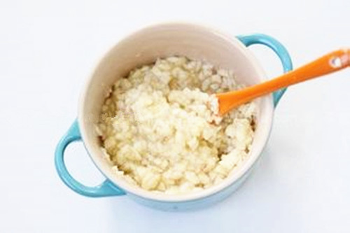 老年人牙龈肿了怎么快速消除,老人牙龈肿痛脸肿是怎么回事