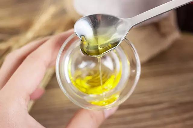 护肤精纯橄榄油,一滴橄榄油