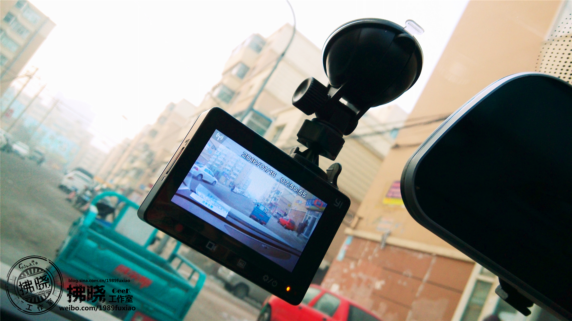 小米小蚂蚁监控,小米行车记录仪和小蚁哪个好