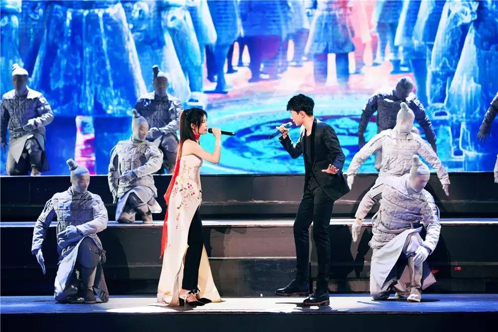 谢娜张杰最新情况,张杰被黑高能版就是爱