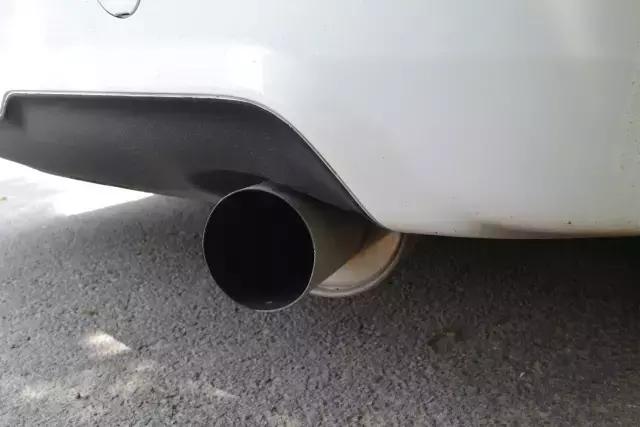 三菱翼神10款1.8自动带天窗多少钱,一万多三菱翼神自动挡