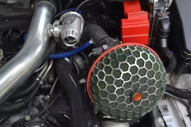 三菱翼神10款1.8自动带天窗多少钱,一万多三菱翼神自动挡