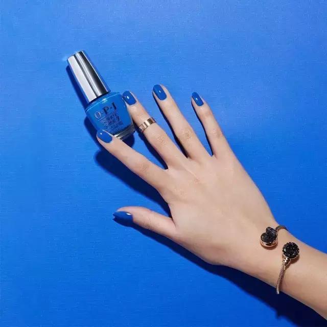 夏日冰透色指甲油,夏季指甲油又显白又霸气的颜色