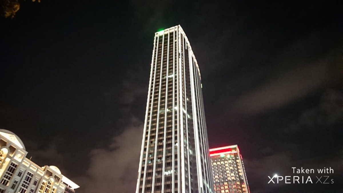 索尼xperiaxz1测评,索尼xperiaxzs二手值得入手吗