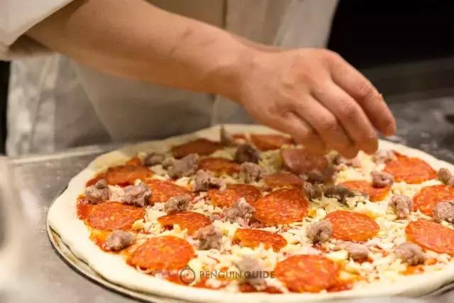 在12000公里外的上海，找一口记忆中的纽约披萨