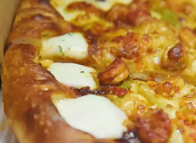 肯德基、必胜客也沦陷了，小龙虾怕是要统治世界啦！