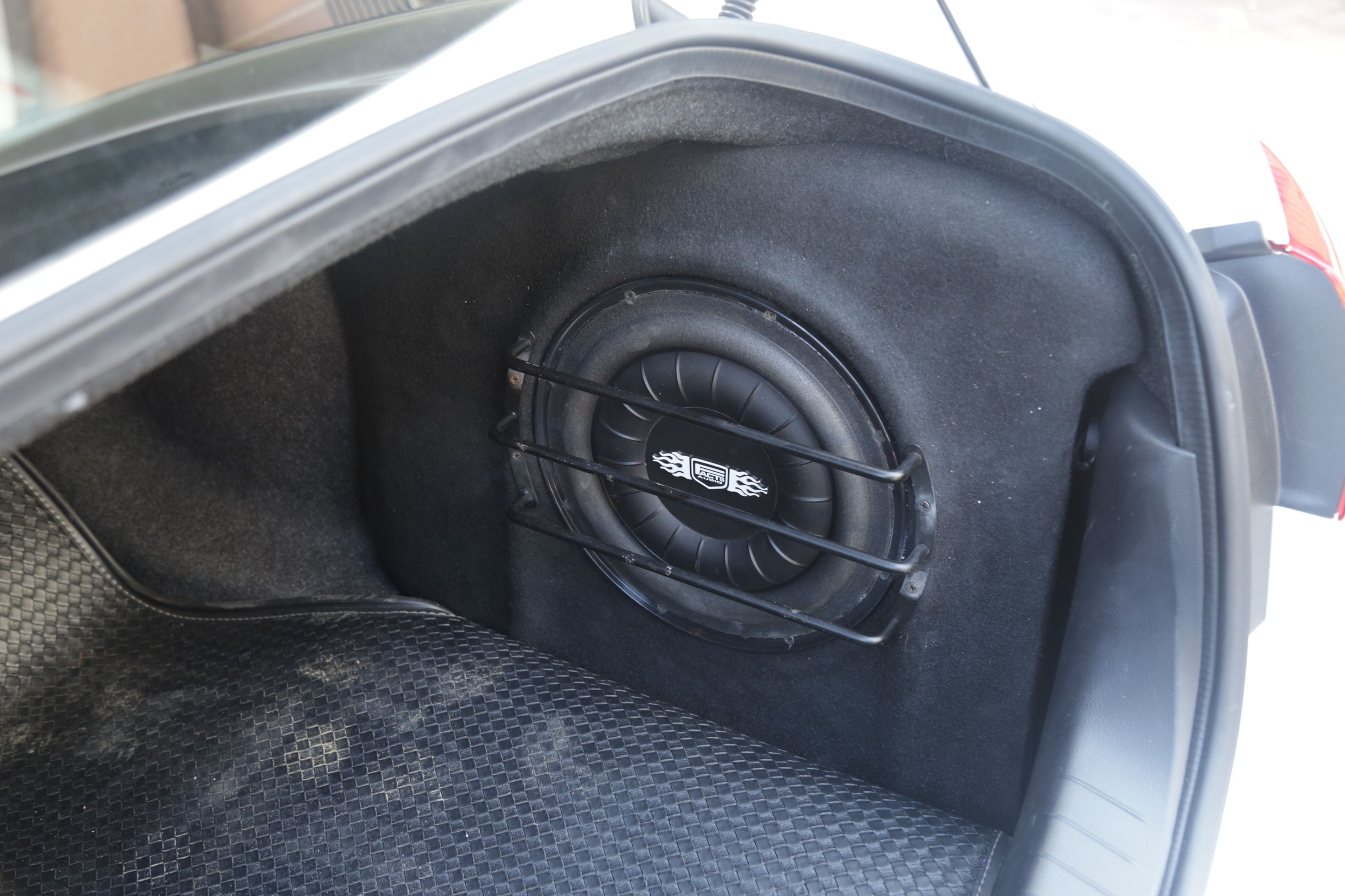 英菲尼迪q50l改装声浪多少钱,英菲尼迪q50l改装劲浪音响