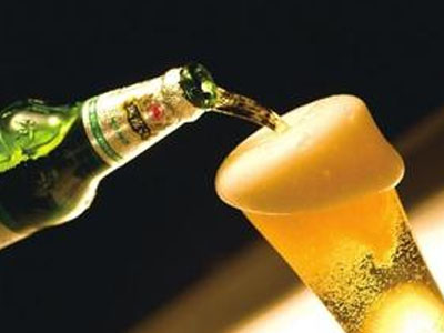 *身卖**百威失败，河南啤酒“地头蛇”金星如何抵御雪花、青啤、燕京围剿？