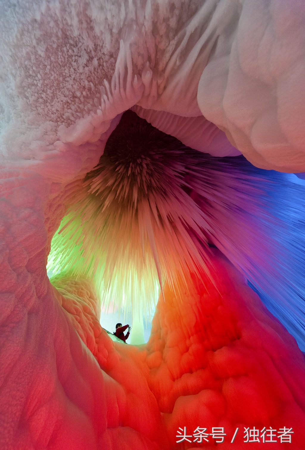 山西300万年的冰洞奇观,山西万年冰洞