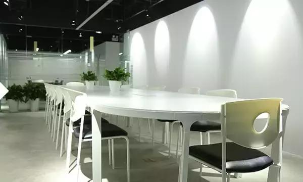 这家曾受总理接见、全国范围最大的众创空间果断选择了CREAMS！