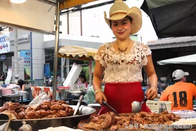 泰国100元一吨的食物,泰国100元小吃