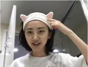 鹿晗和关晓彤一块演的戏,鹿晗给关晓彤买表