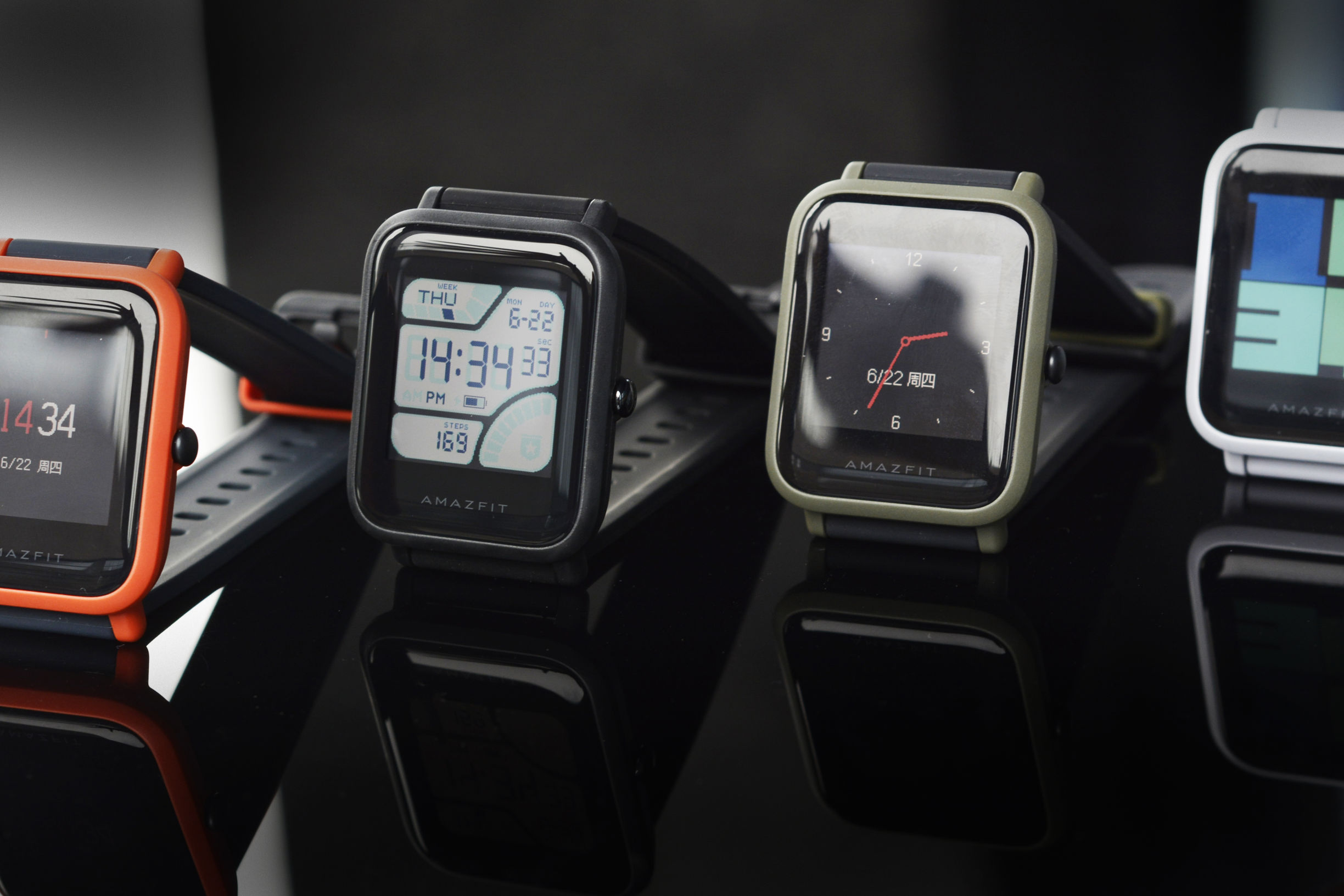 贴身智能手表,72小时快40秒机械表正常吗