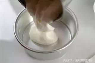 戚风蛋糕使用的是什么成型方法,手把手教你海绵蛋糕做法