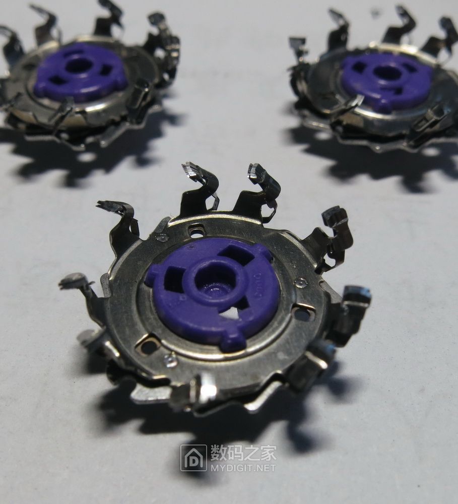 原来剃须的感觉如此美妙！飞利浦三头剃须刀不关机拆修