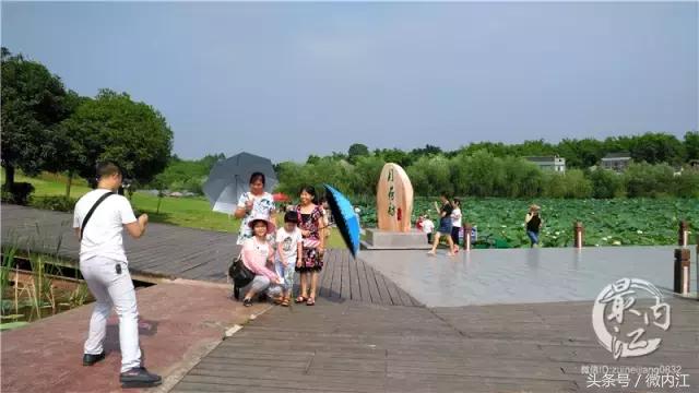 人间七月天旅游正当时,人间七月天的下一句