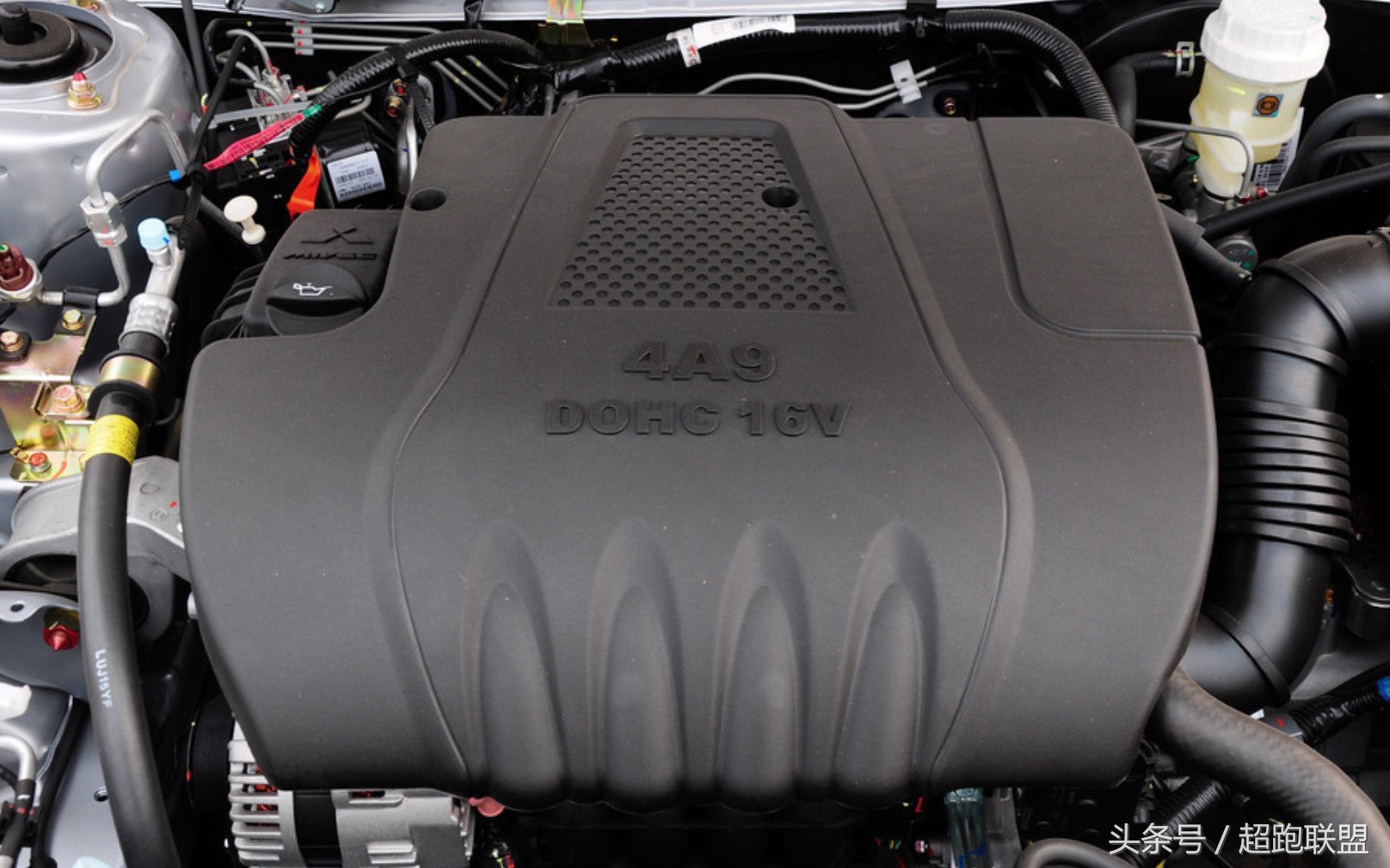 东南汽车菱悦v310年手动中配,东南菱悦小轿车v3