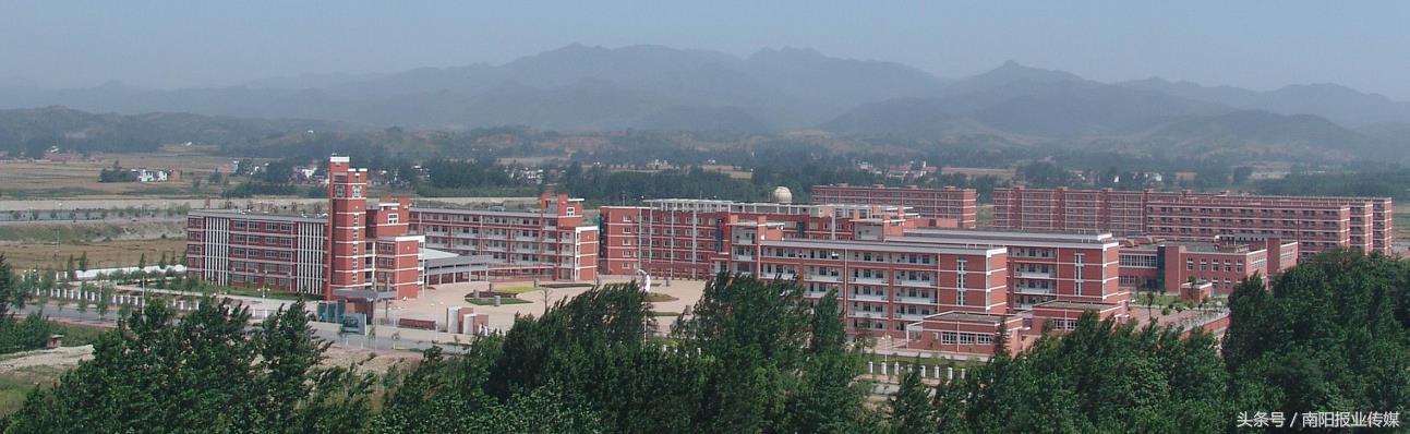 西峡县一高励志演讲,西峡一高辉煌八十载