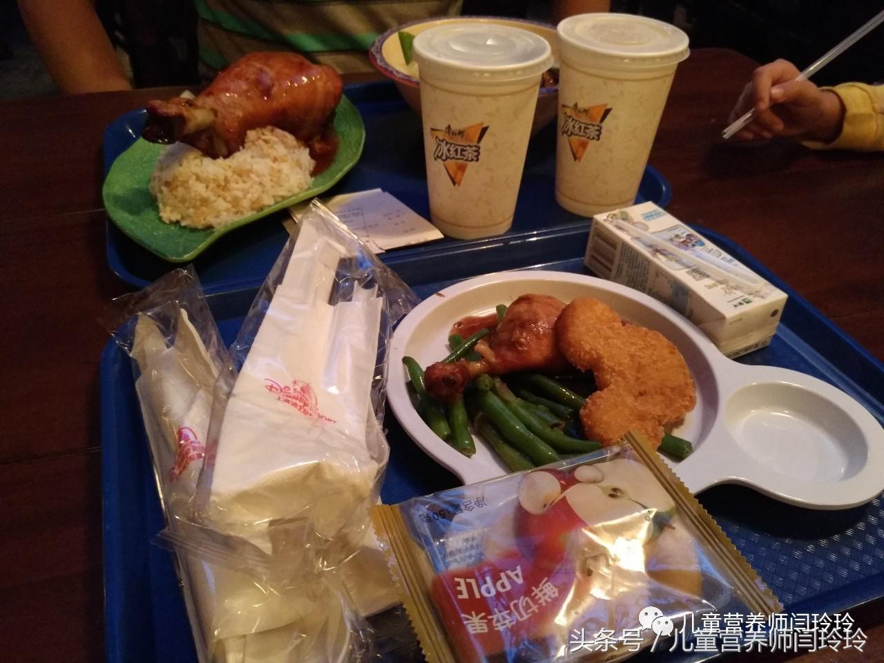 迪士尼实现小朋友们的公主梦,迪士尼是每个女孩的公主梦