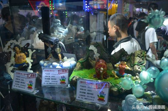 海贼王手办，动漫模型：妖都萤火虫漫展，好看好玩的东西好多