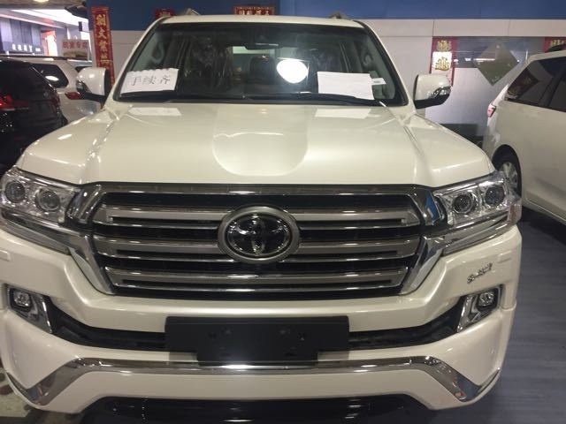 丰田酷路泽5700与4000的区别,丰田兰德酷路泽5700脱困能力