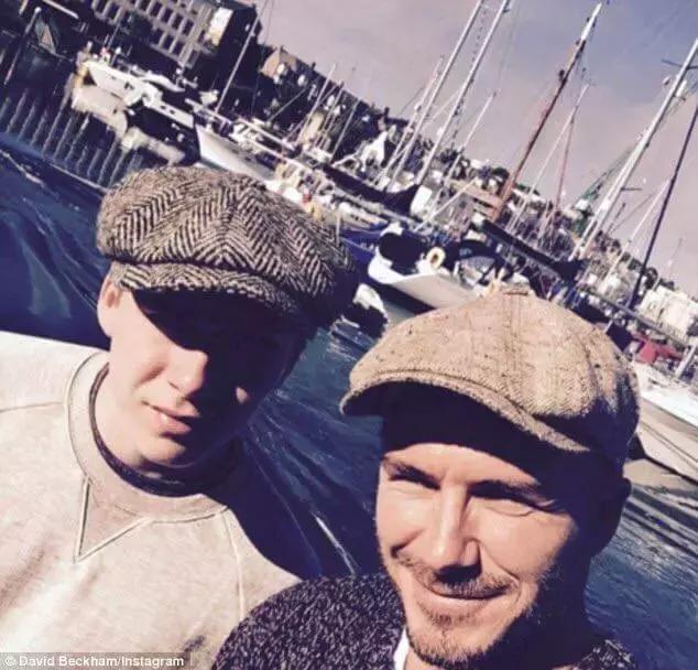 适合大脸戴夏季的棒球帽推荐,夏天出门戴棒球帽