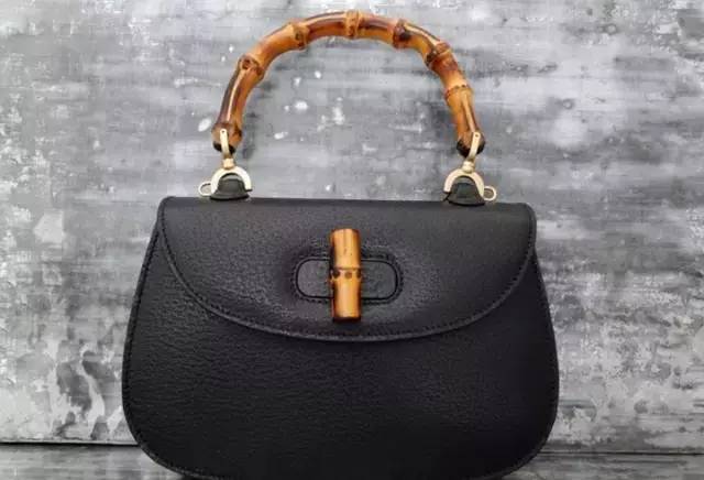 为什么女生都热衷于买包,世界级难题