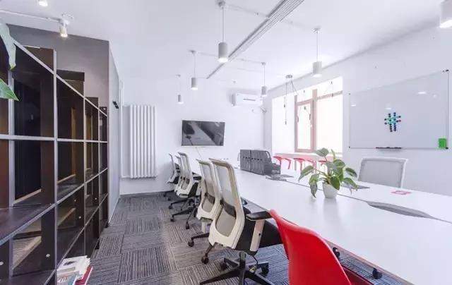 这家曾受总理接见、全国范围最大的众创空间果断选择了CREAMS！