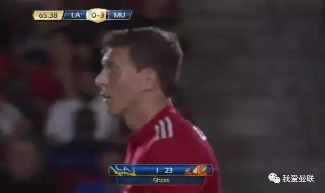 拉什福德18分钟双响，曼联首秀大胜银河！但穆帅要开吹风机了