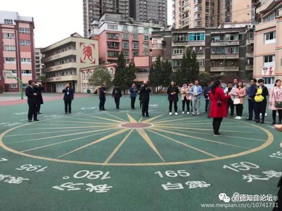 国学诵读教育特色,国学经典诵读课堂实录