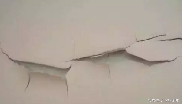 开发商刷的大白墙要铲除吗,开发商的白墙如何辨别要不要铲掉