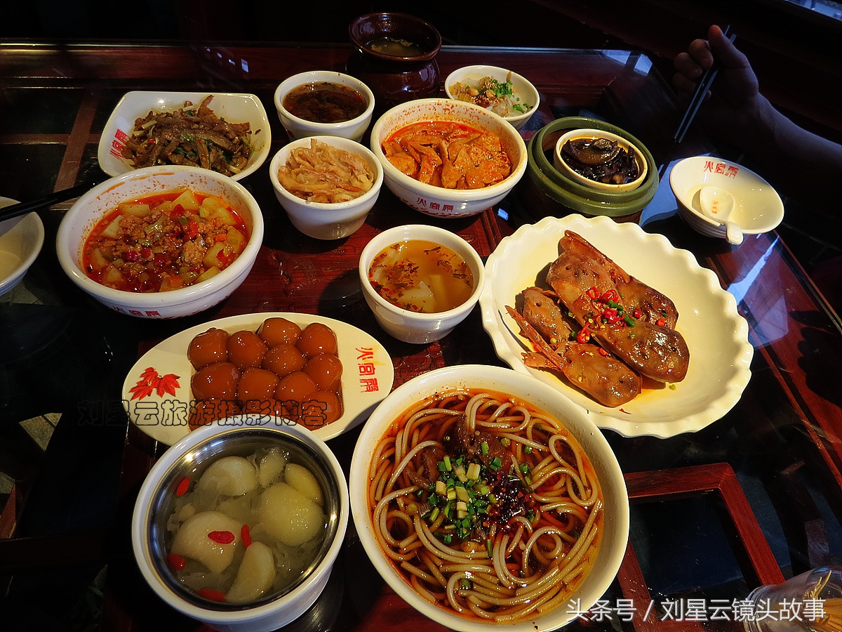 长沙火宫殿小吃王国怎么样,长沙火宫殿美食广场图片