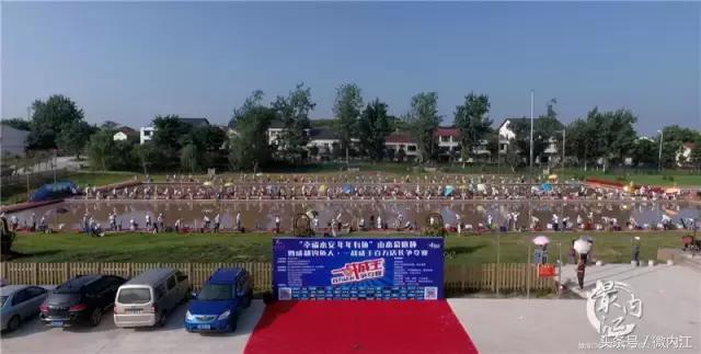 人间七月天旅游正当时,人间七月天的下一句