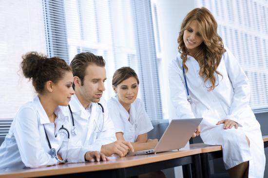 肾功能不全患者，肾内科专家教你怎样正确选择抗菌用药方案！