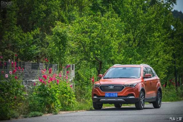 1.6l自然吸气的suv走长途够不够用,比较实用的一款车奔腾x40用车感受