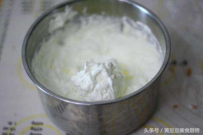 怎么做简单又好看的生日蛋糕,在家做一个简单的生日蛋糕